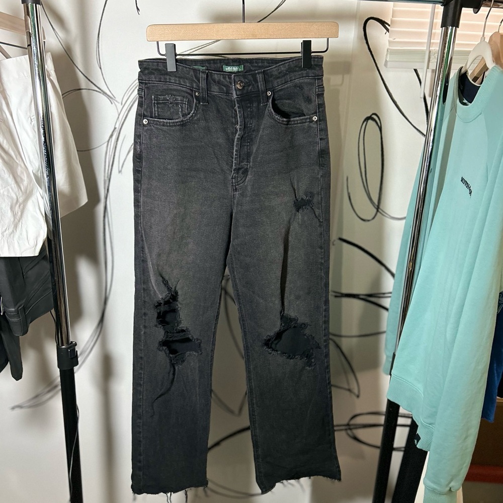 Wild Fable Women’s Distressed Black Relaxed Leg Jeans with Raw Hem, Size 4